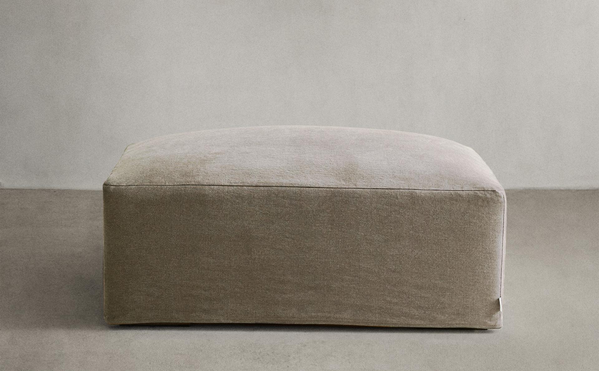 REMOVABLE WASHED LINEN OTTOMAN