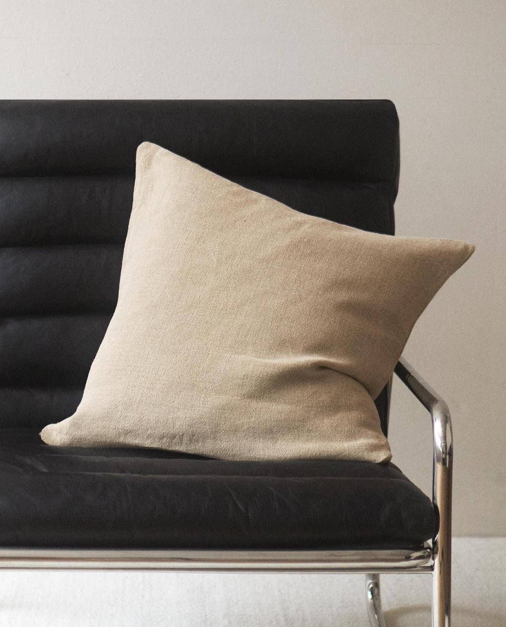 PLAIN WASHED LINEN QUILTED CUSHION COVER
