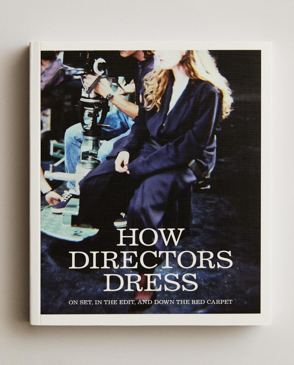 KOFFIETAFELBOEK HOW DIRECTORS DRESS (ENGELS)