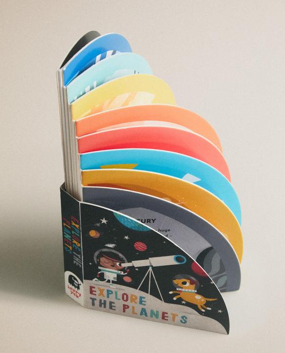 ДЕТСКА КНИЖКА EXPLORE THE PLANETS
