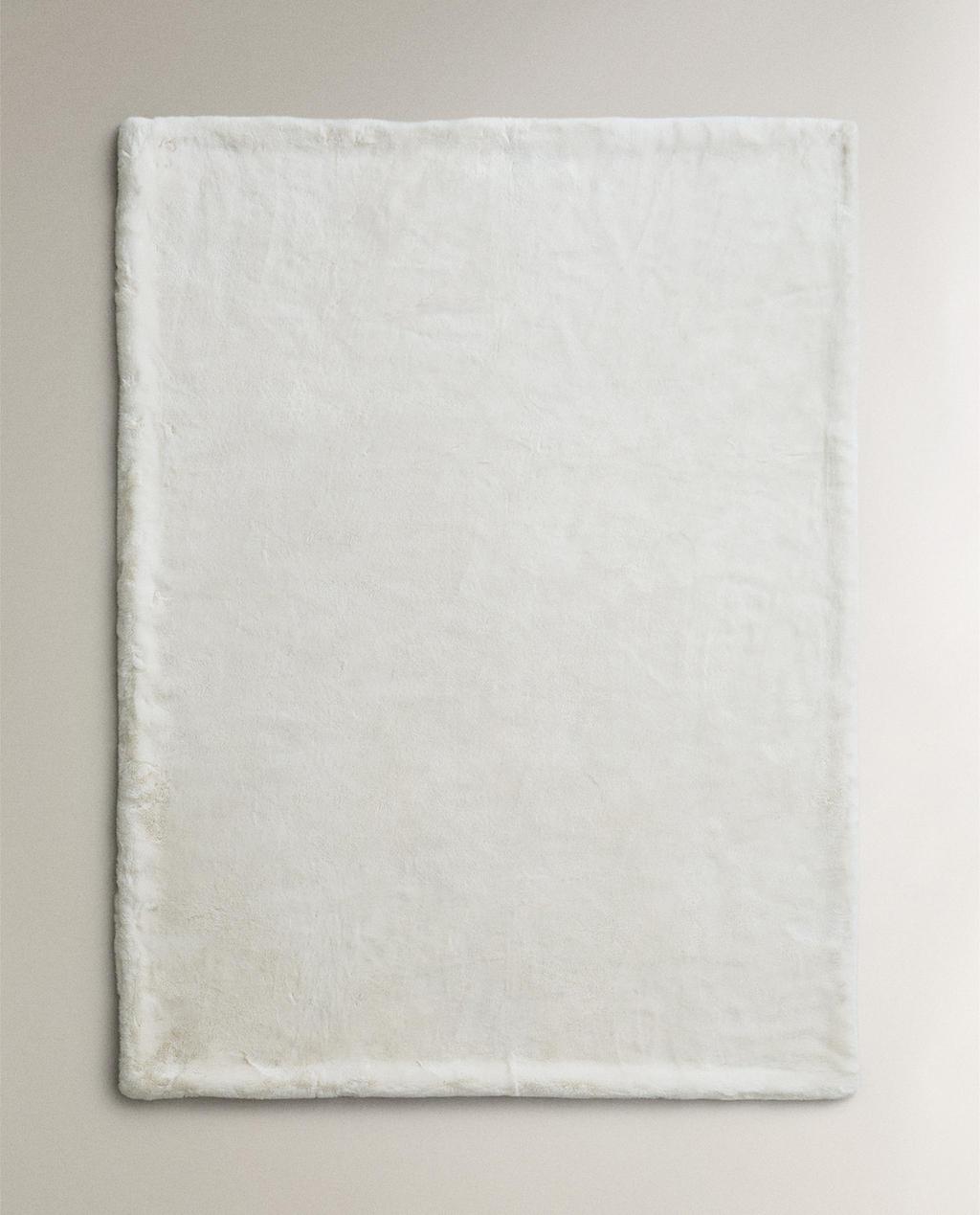 FUR BLANKET