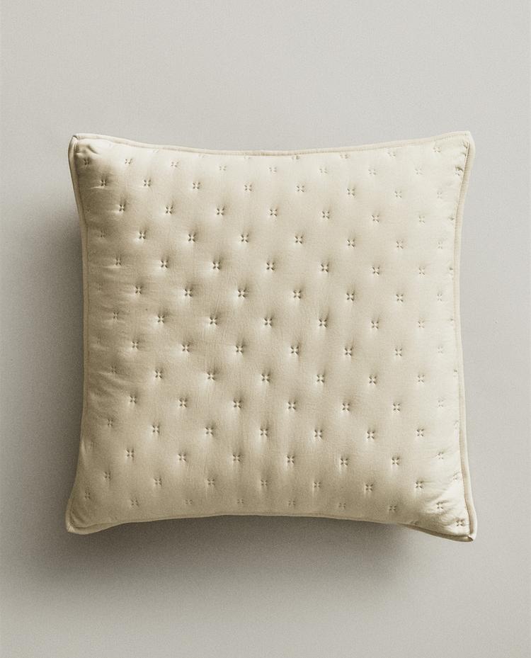 SARUNG BANTAL QUILT EMPUK DOTTED