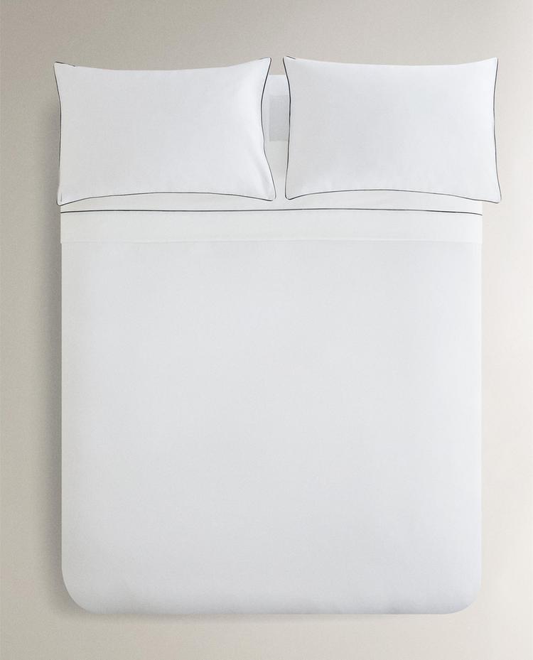 BETTBEZUG AUS SATIN MIT BIESE