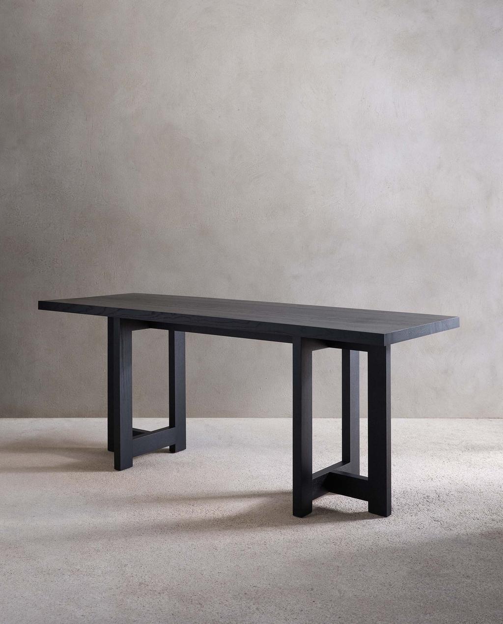 DESK 01