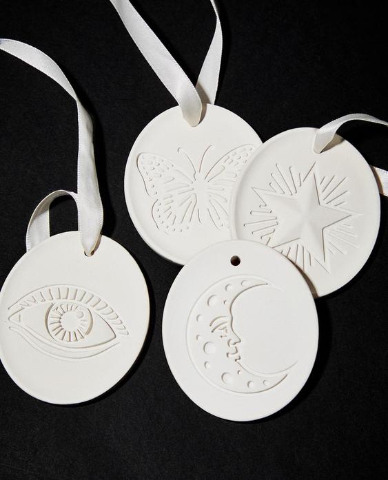 PACK OF DECORATIVE CERAMICS (PACK OF 4) | MARISA BERENSON