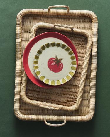 RECTANGULAR RATTAN TRAY