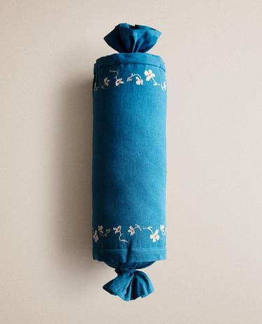 BOLSTER WITH FLORAL EMBROIDERY