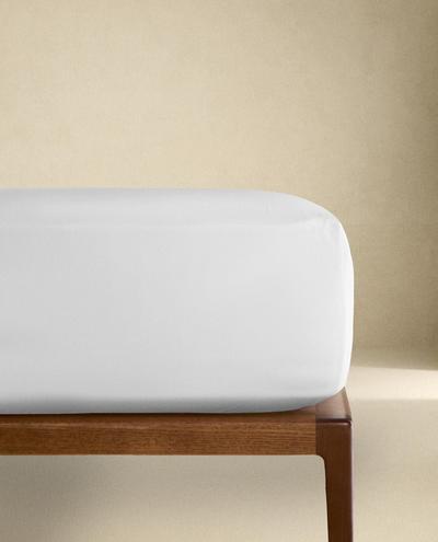 PERCALE FITTED SHEET | 40 CM HIGH (200 THREAD COUNT)