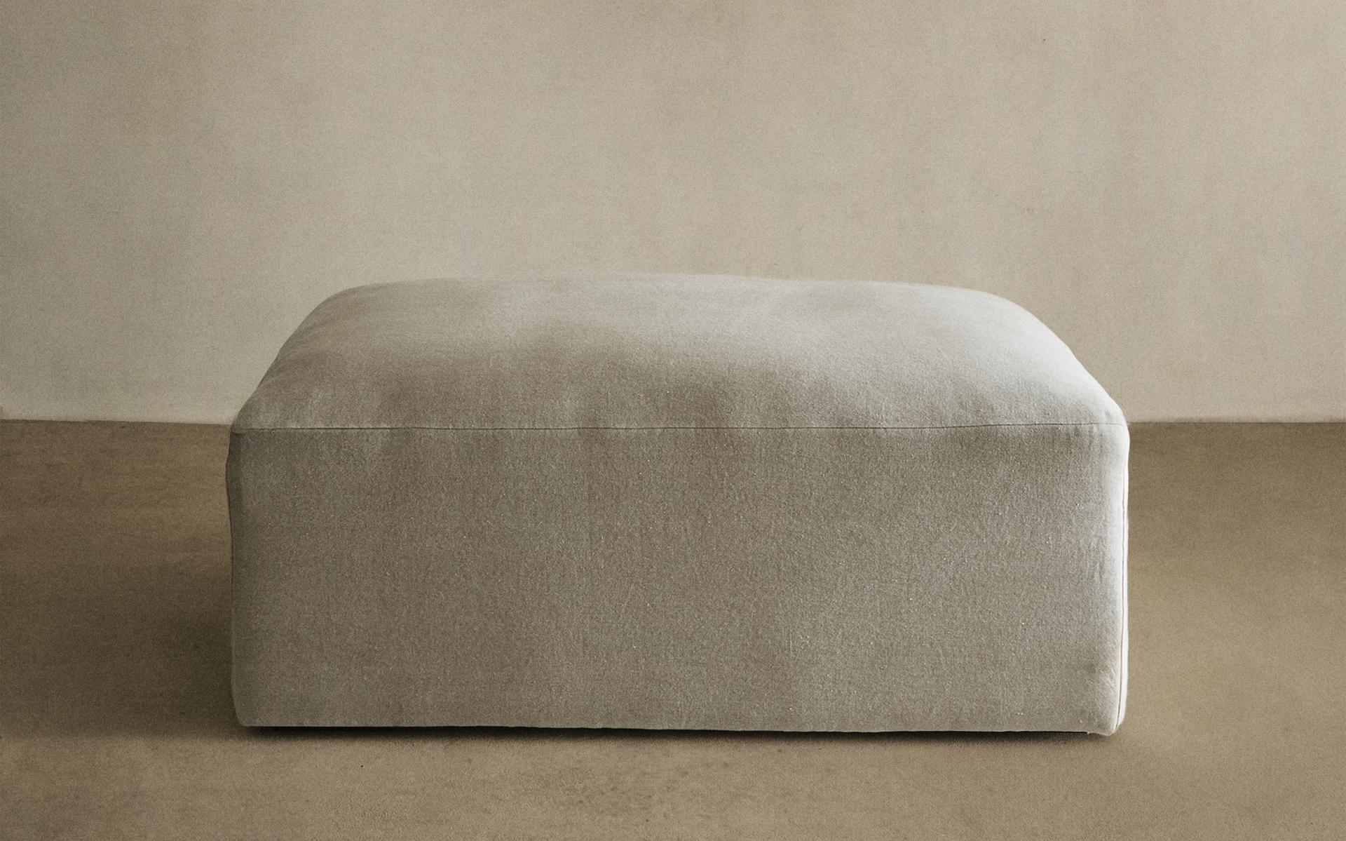 WASHED LINEN FOOTSTOOL