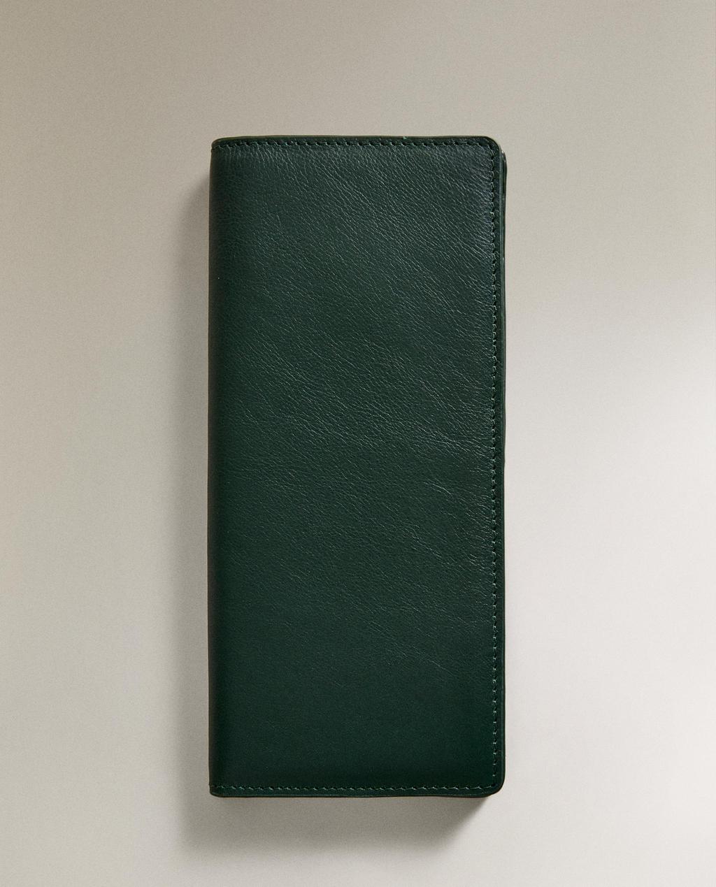 LEATHER TRAVEL ORGANIZER WALLET
