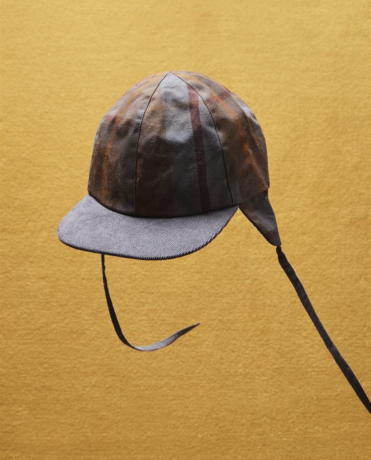 GORRA INFANTIL CUADROS TARTÁN