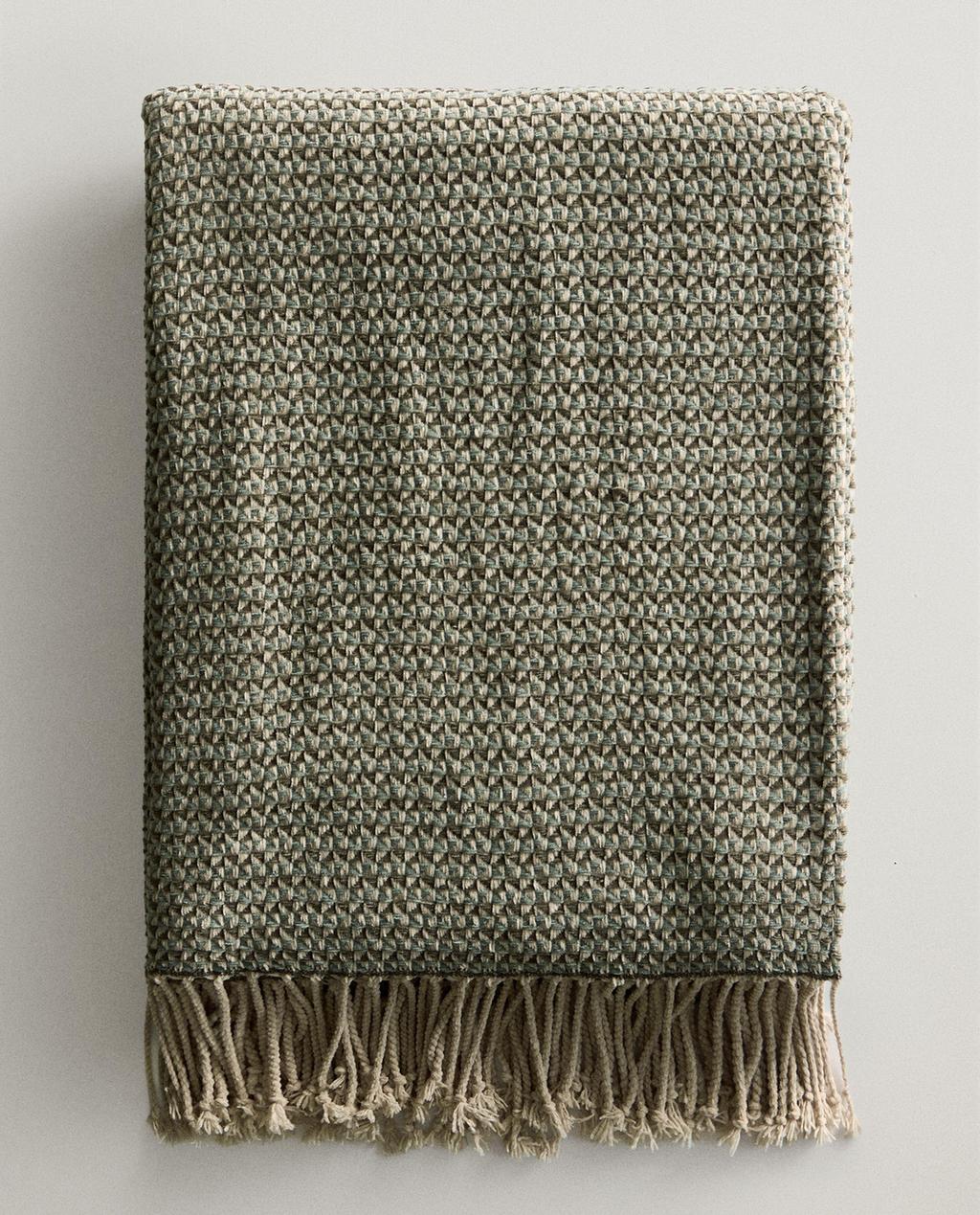 GEOMETRIC CHENILLE THROW