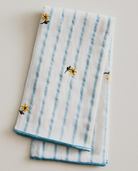 PACK OF STRIPED NAPKINS WITH FLORAL EMBROIDERY (PACK OF 2)