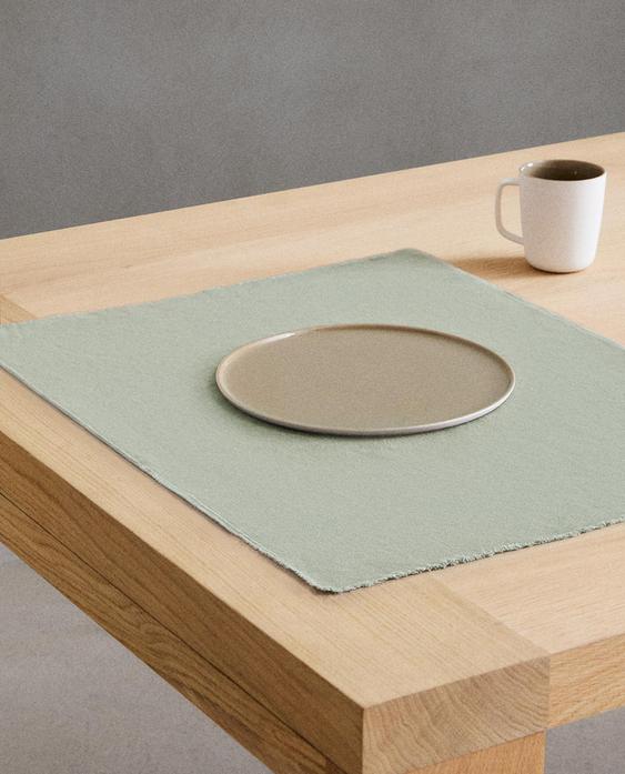 PLACEMAT 01