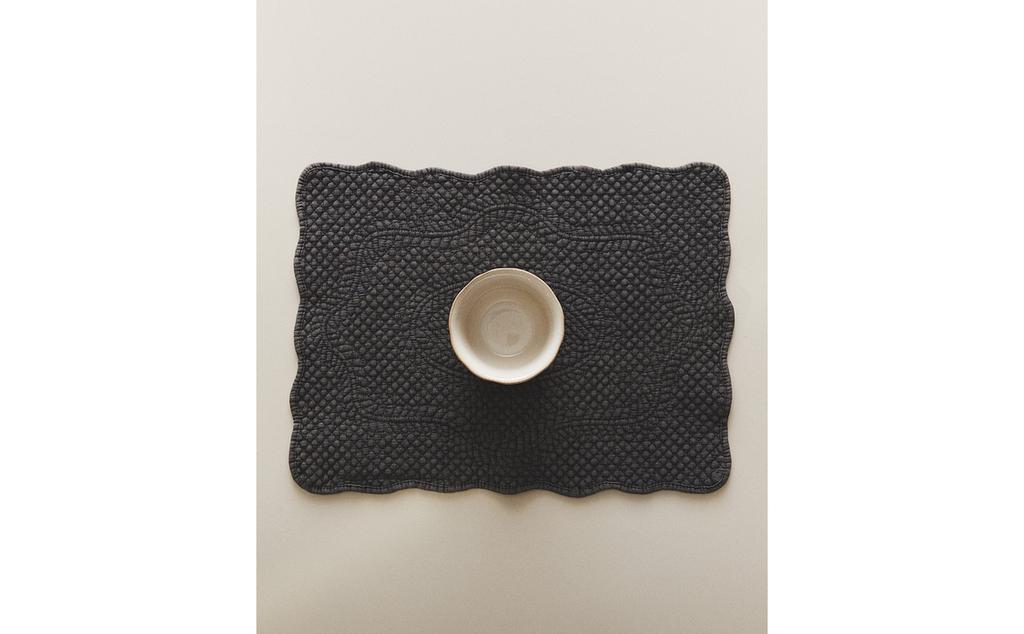 MANTEL INDIVIDUAL ACOLCHADO