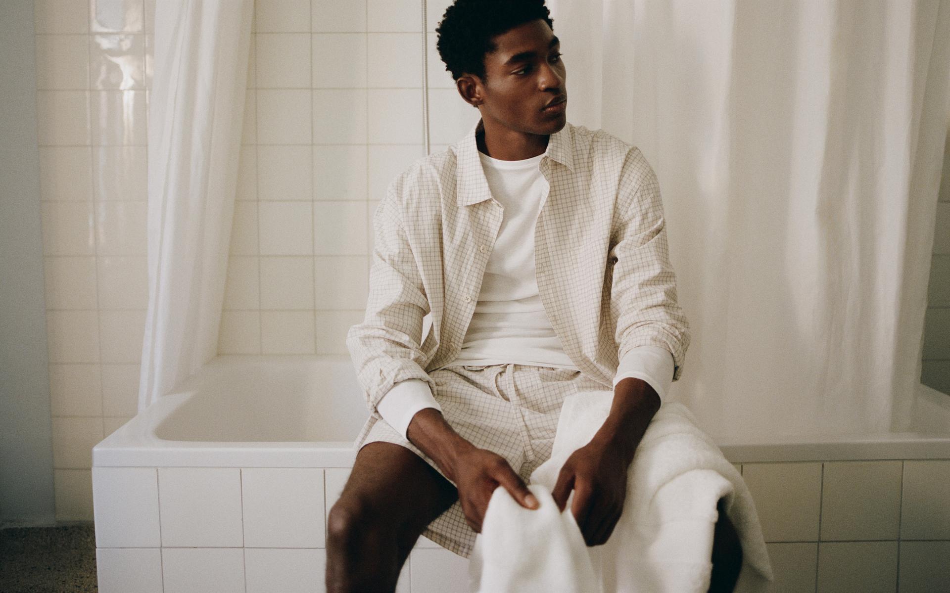 COTTON SHIRT, T-SHIRT AND SHORTS