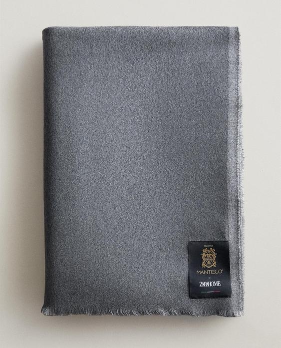 CASHMERE AND WOOL THROW