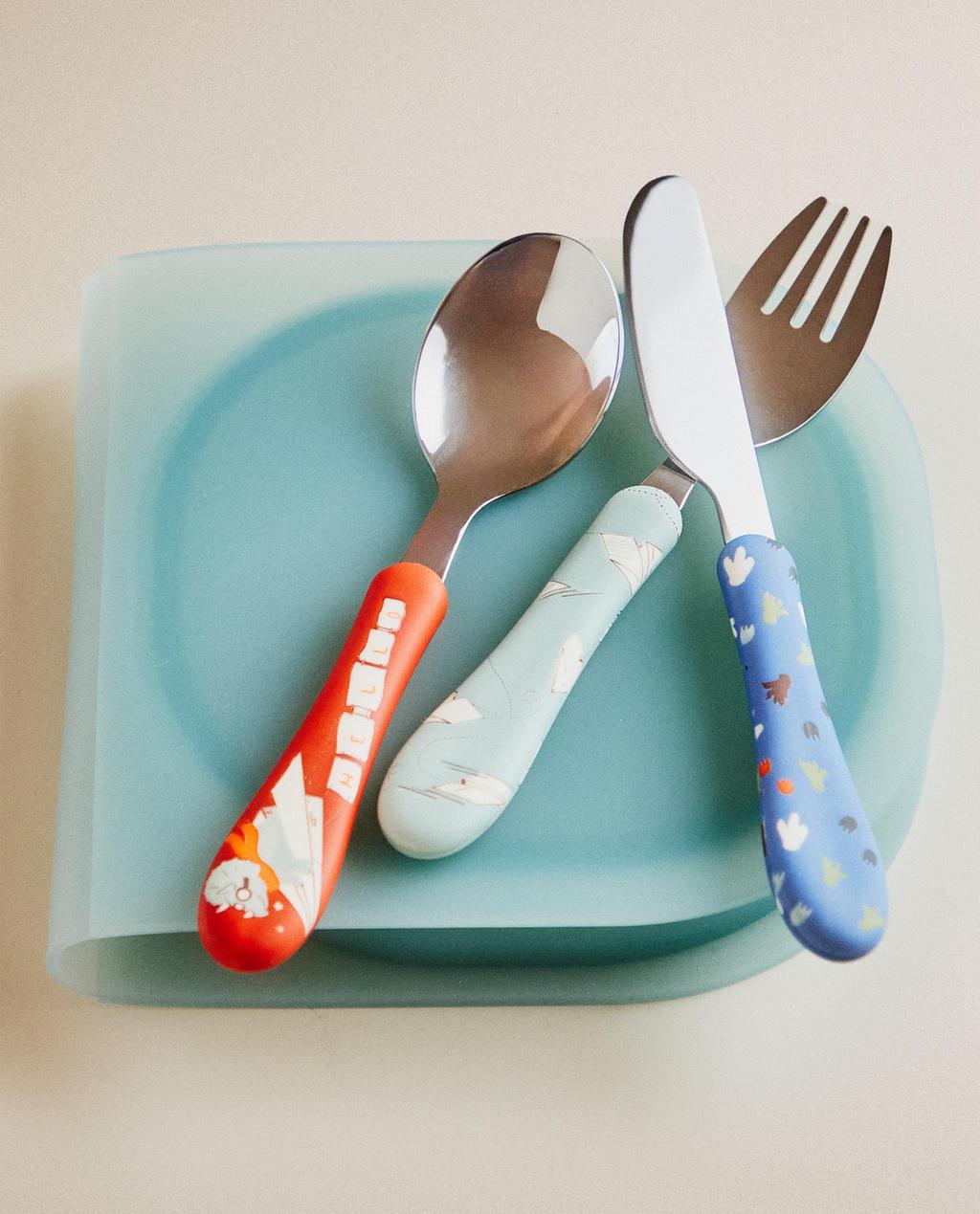 ENSEMBLE DE COUVERTS POUR ENFANT DINOSAURES