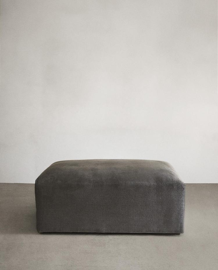 WASHED LINEN POUF