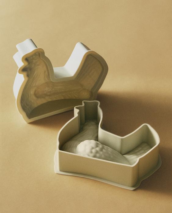 HEN BAKING MOULD SET (SET OF 2)