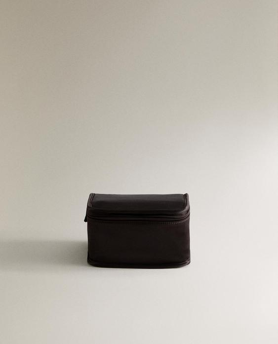 MEDIUM SATIN TOILETRY BAG