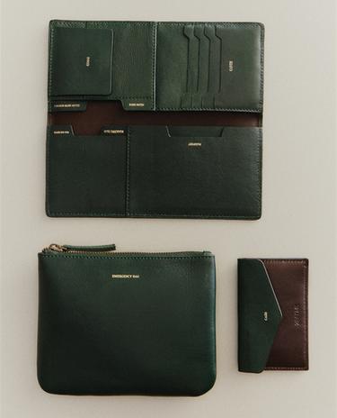 CARTERAS Y NECESER DE PIEL