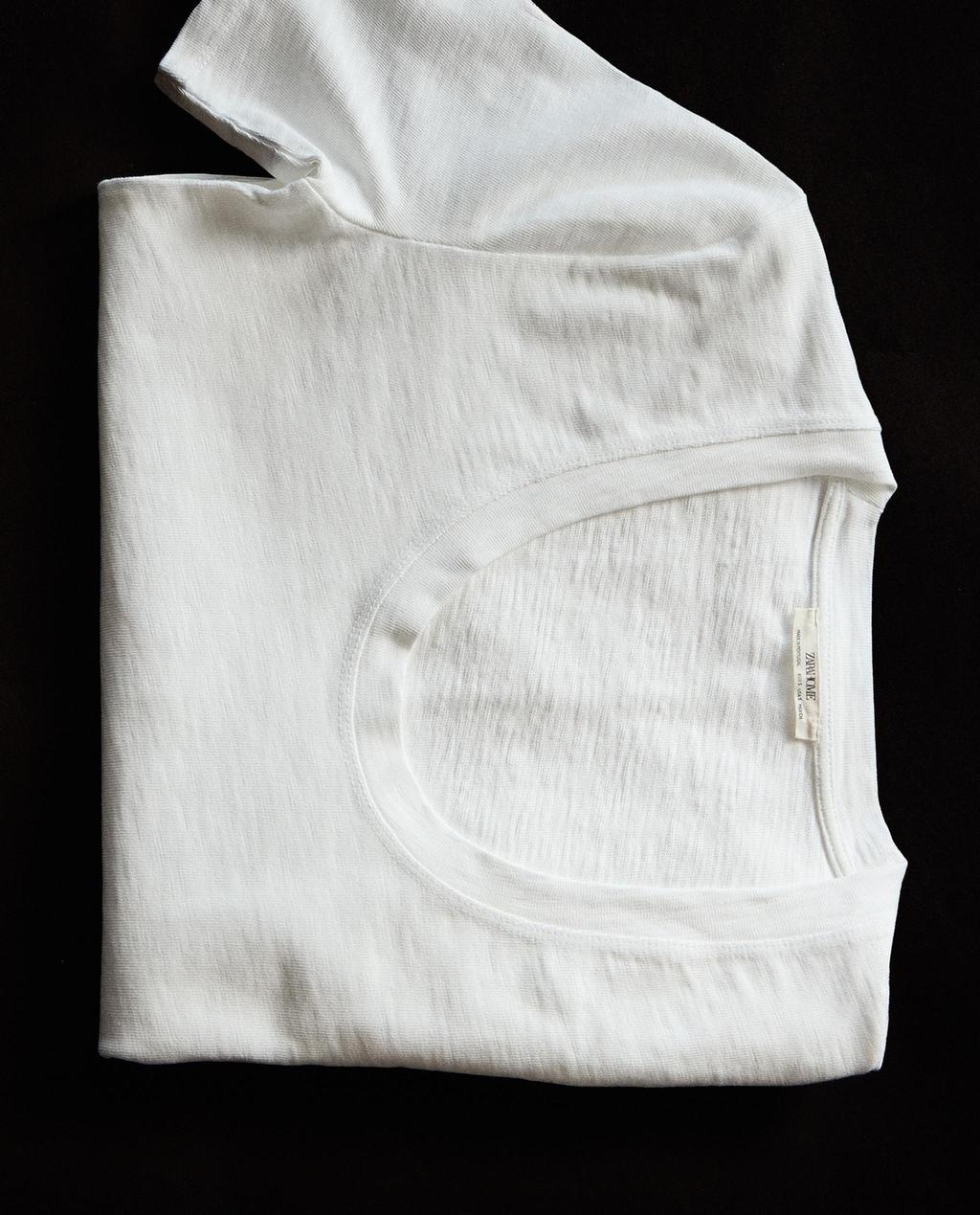 SHORT-SLEEVE COTTON T-SHIRT