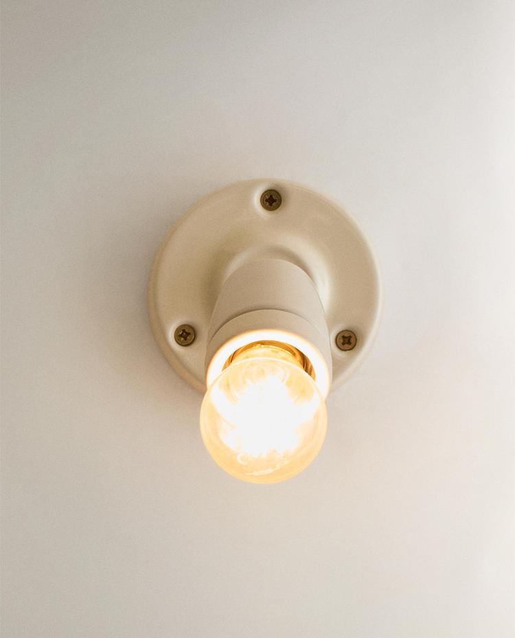 LAMP | CERAMIC WALL LIGHT