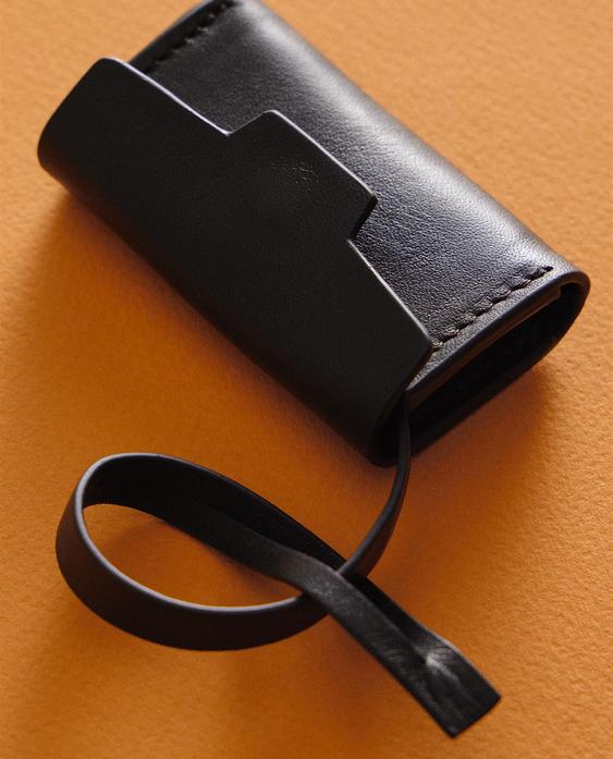 LEATHER PET BAG DISPENSER