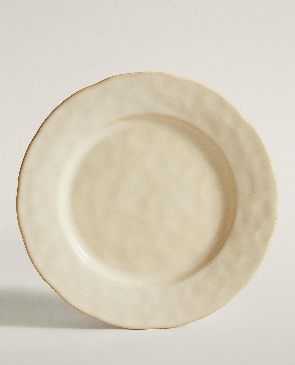 STONEWARE DINNER PLATE WITH IRREGULAR EDGE