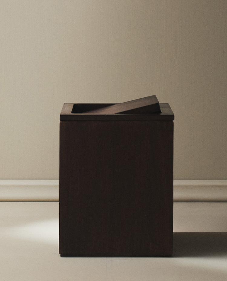 PAPELERA BAÑO MADERA OSCURA CUADRADA