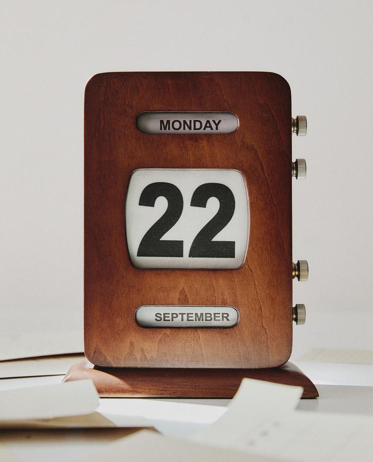 CALENDARIO DE MESA MANUAL