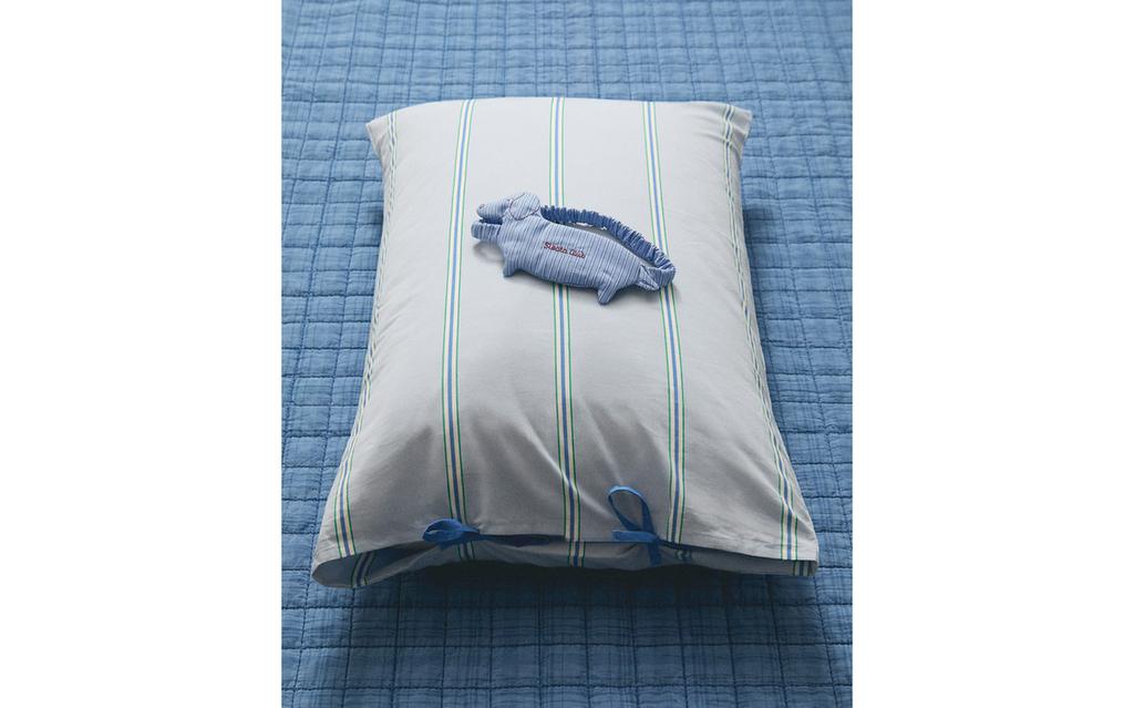 CHILDREN'S STRIPED PILLOWCASE