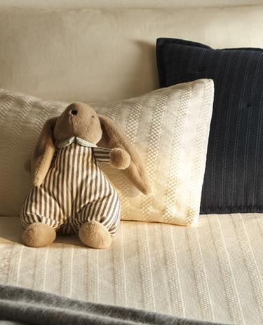 KIDS’ STRIPED TEXTURED BEDSPREAD