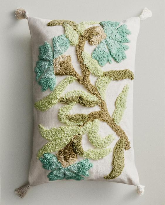 TUFTING CUSHION COVER