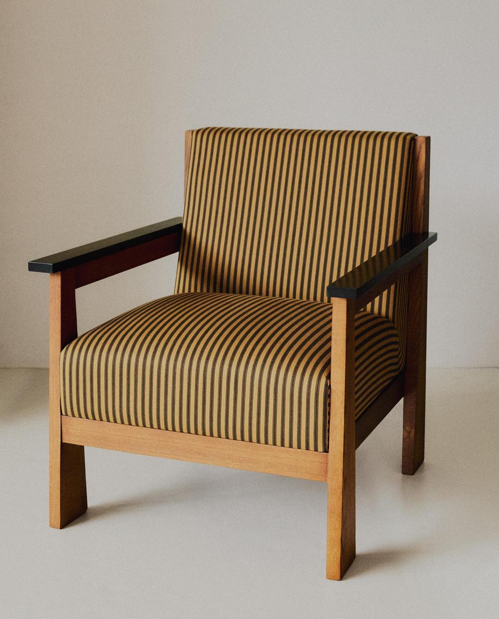 STRIPED ASH ACCENT CHAIR