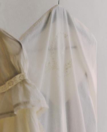 EMBROIDERED COTTON CLOTHING COVER