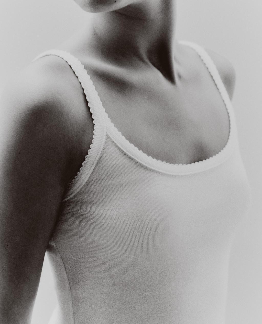 STRAPPY TOP WITH LACE TRIM
