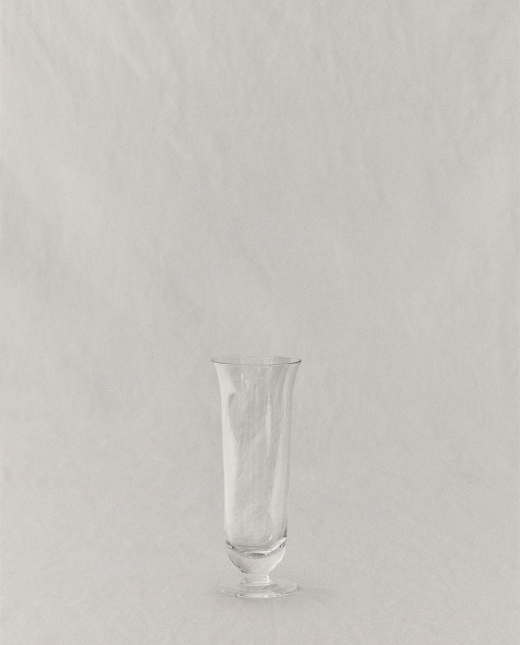 ELONGATED GLASS VASE | STUDIO MARY LENNOX