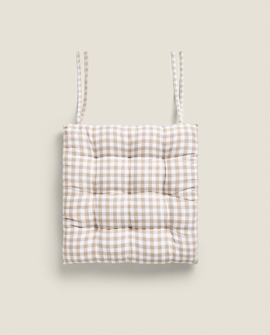 ALMOFADA DE CADEIRA DE FIO TINGIDO ALMOFADA DE CADEIRA DE FIO TINGIDO