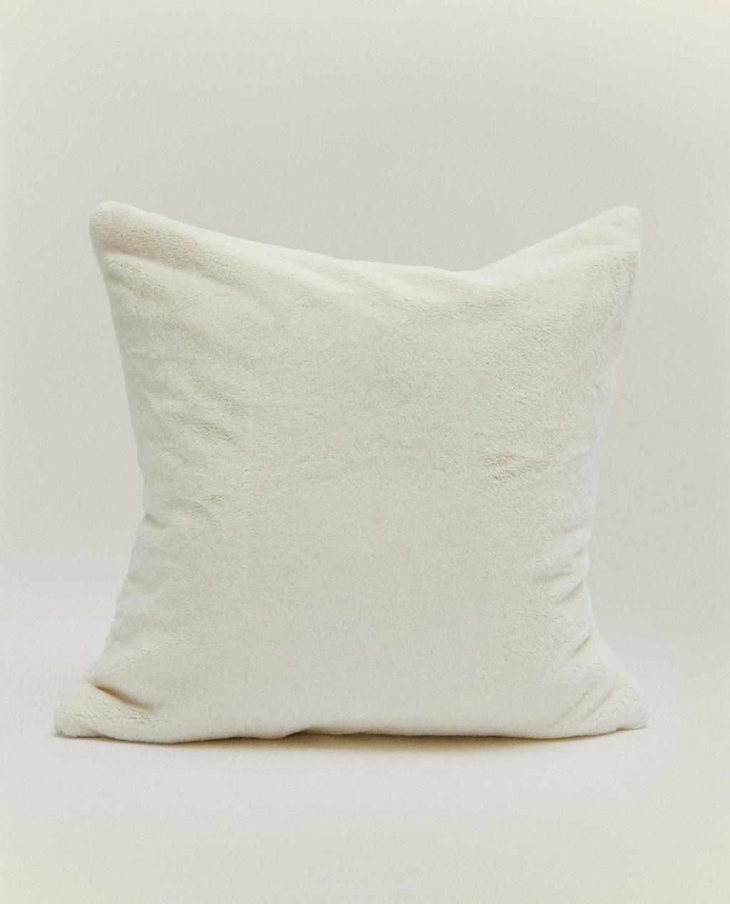 FAUX FUR CUSHION COVER