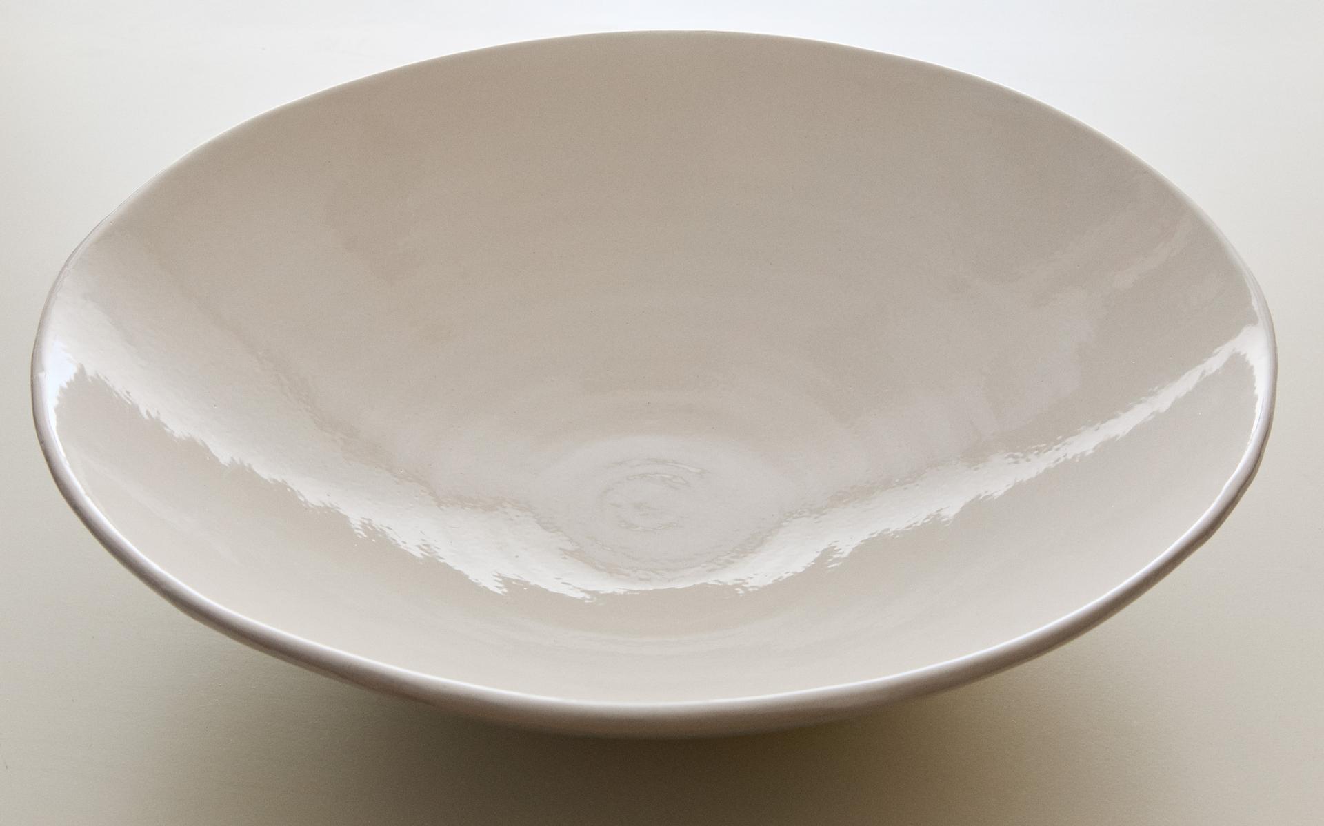 PLAIN STONEWARE SERVING DISH