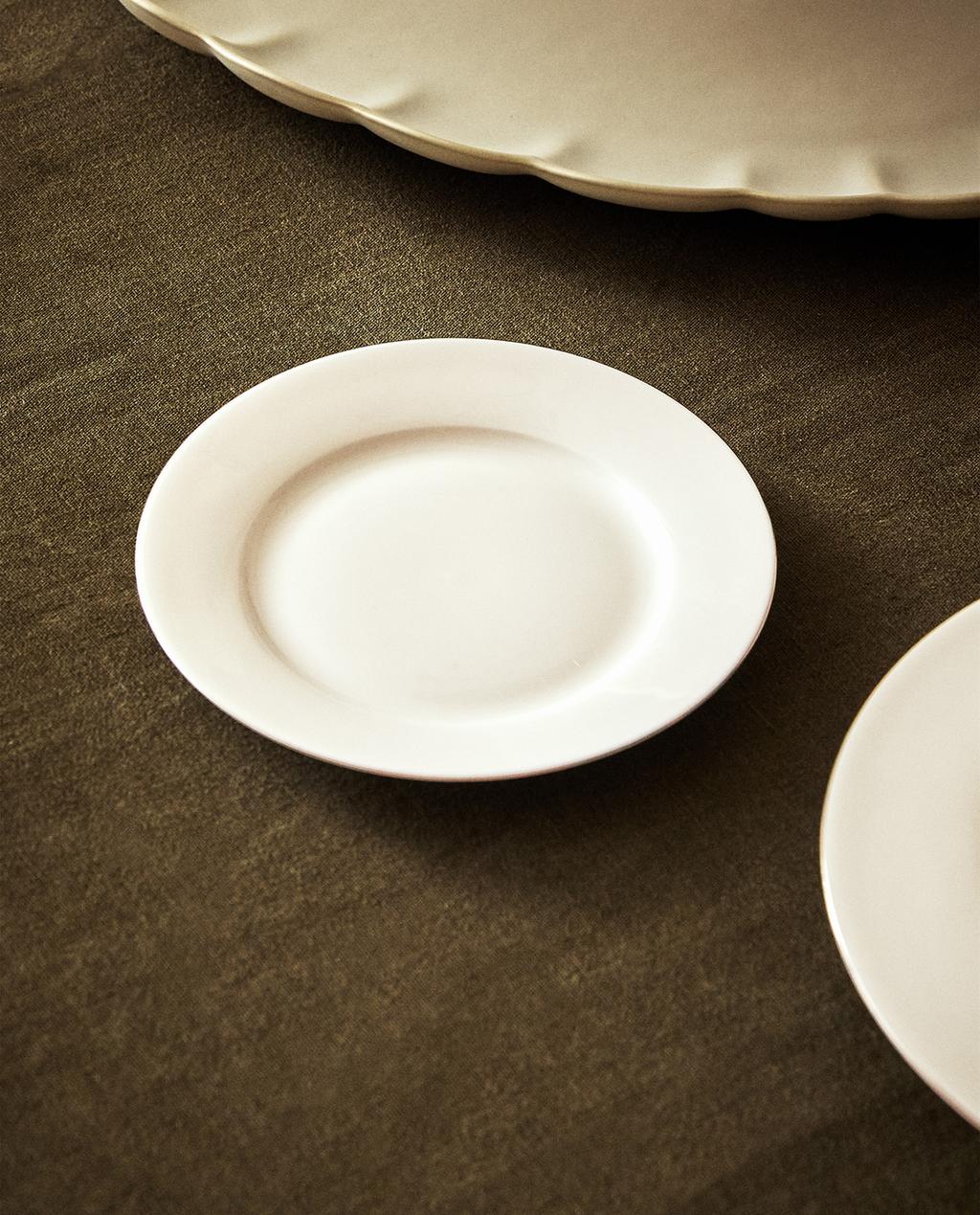 RIMMED BONE CHINA SIDE PLATE
