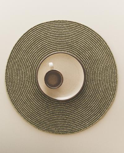 PACK OF PAPER PLACEMATS (PACK OF 2)