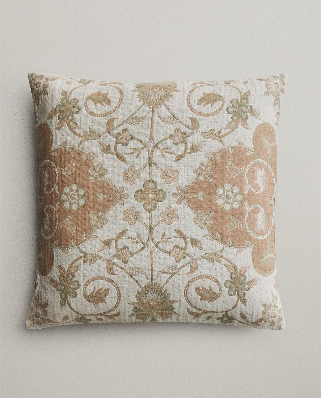 JACQUARD CUSHION COVER