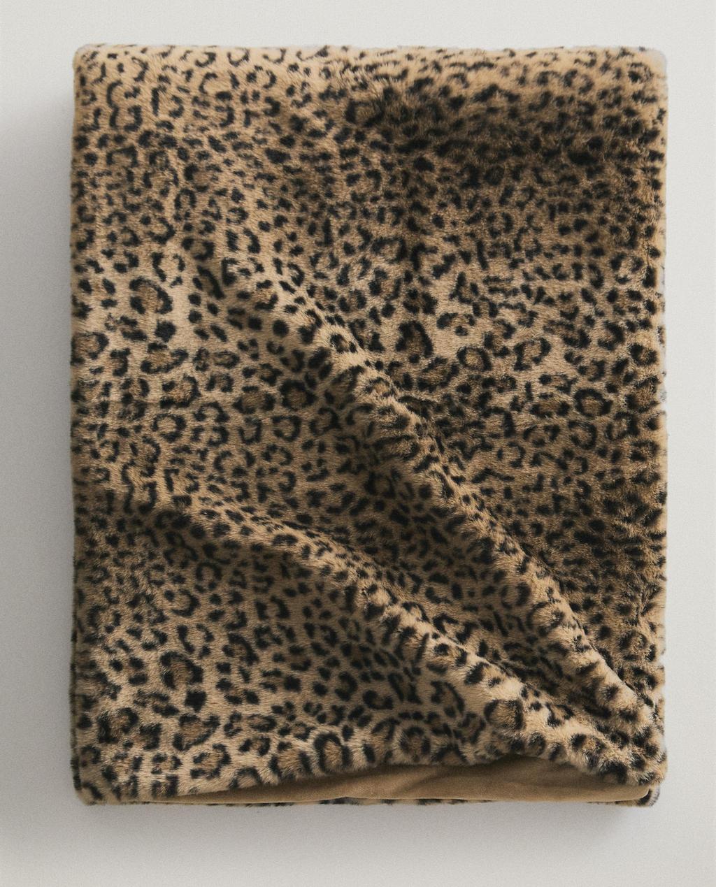 DEKA S LEOPARDÍM VZOROM
