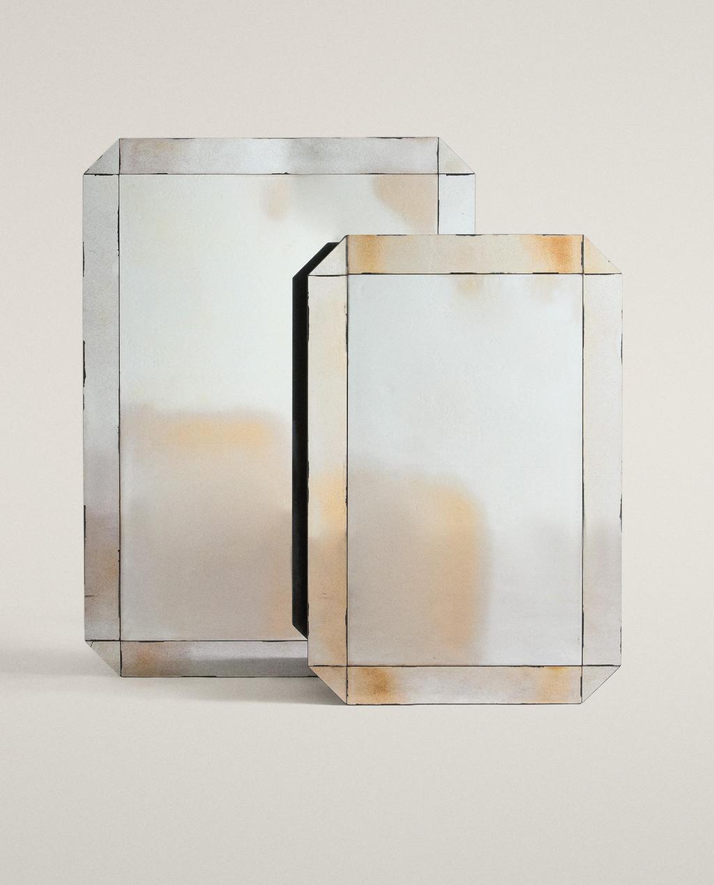 VINTAGE MIRROR