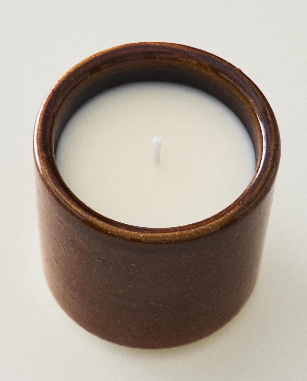 (700 G) DUFTKERZE CARAMEL LATTE