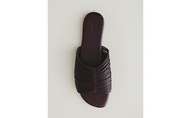 LEATHER SANDALS WITH STRAPS