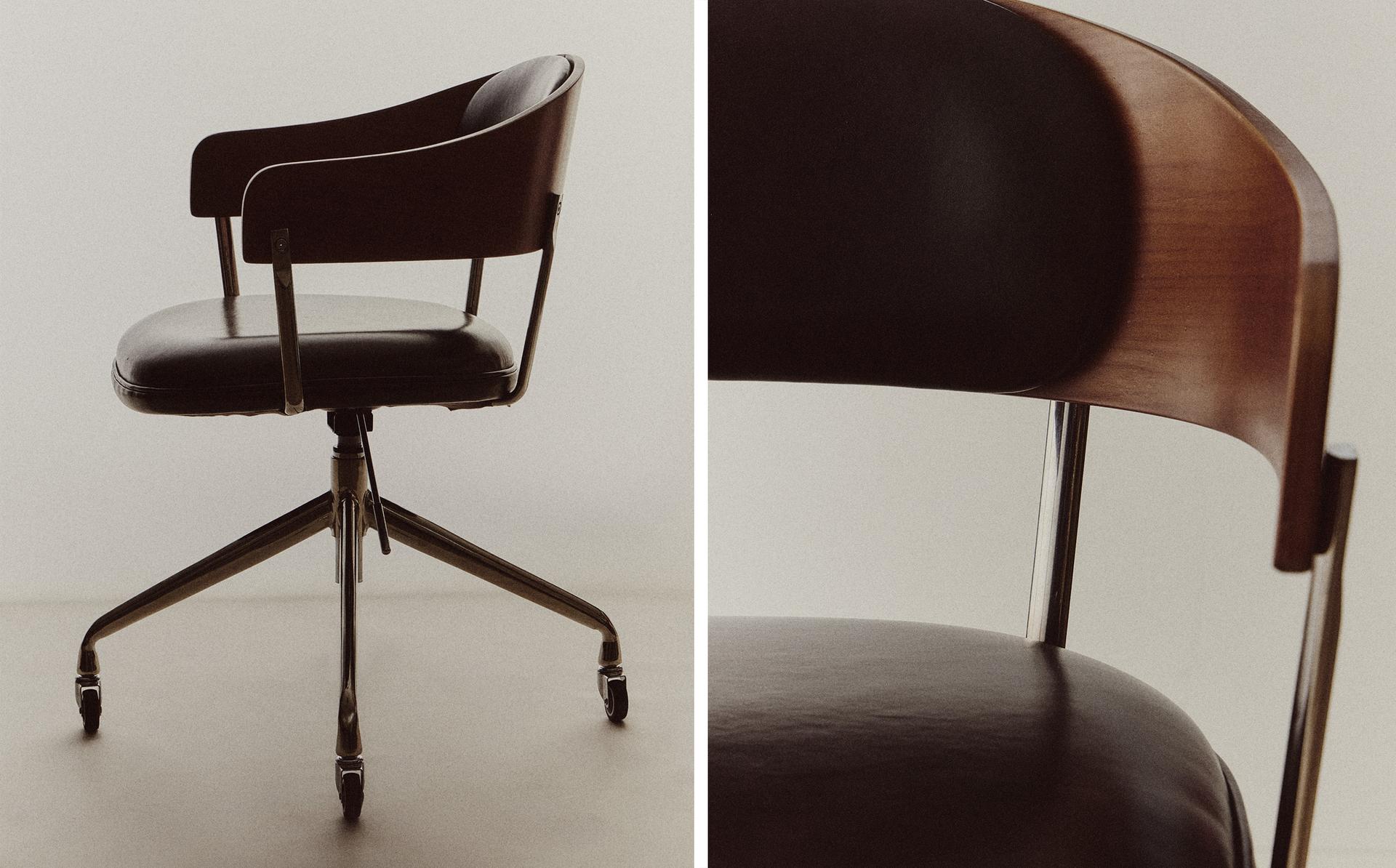 OFFICE CHAIR WITH WHEELS